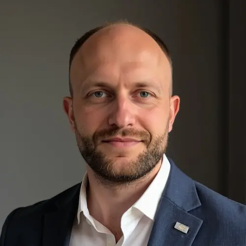 автор статей Сергей Фоменко